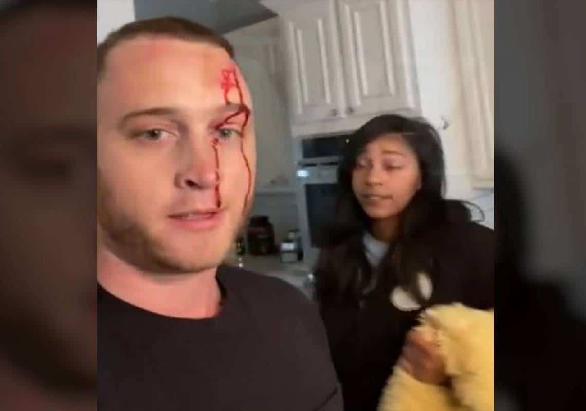 סרטון קשה: בנו של טום הנקס הותקף בסכין בידי זוגתו, "כלבת גטו שחורה, גנבת כרטיסי אשראי וכסף, לא מאמינים לך"