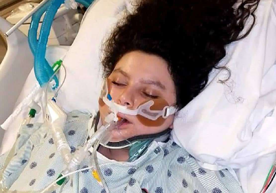 גבי אסולין, צעירה יהודייה מפלורידה שנפלה במסוע מטוס והפכה לנכה, נפטרה - המשפחה תובעת את חברת התעופה