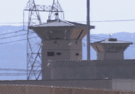 ICE מעבירה 1,600 עצירים לבתי סוהר פדרליים