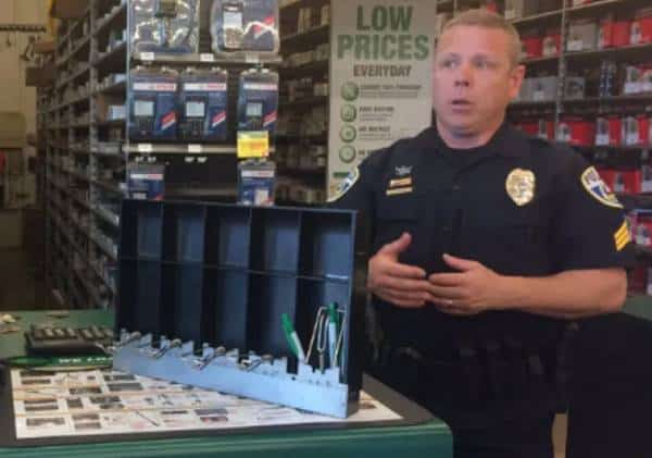 במשמרת הראשונה: עובד בתחנת דלק גנב 17 אלף דולר