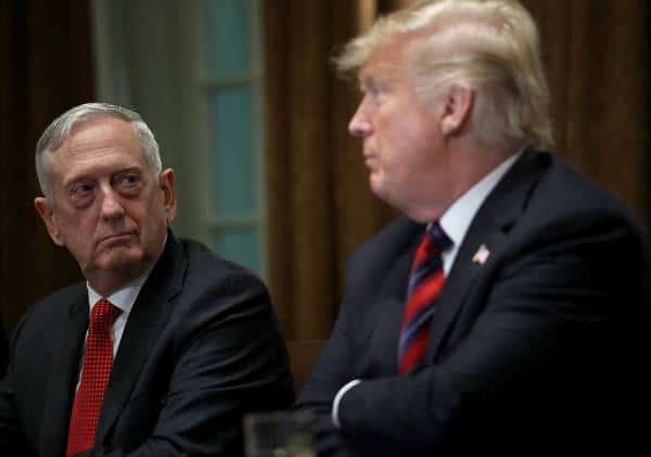 זעזוע נוסף בממשל טראמפ: שר ההגנה עוזב את תפקידו