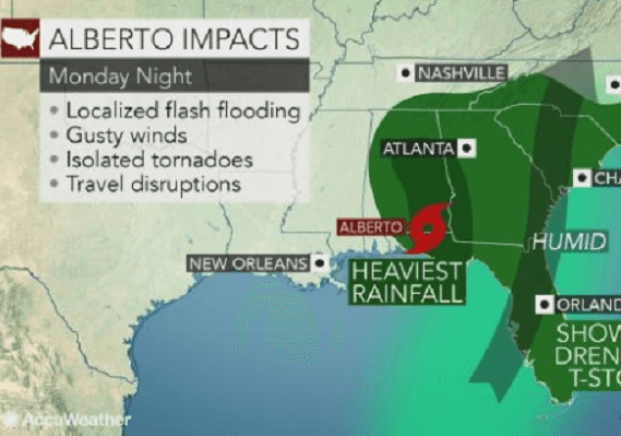 הסופה אלברטו נחתה בלגונה ביץ'. אלפים מפונים מבתיהם