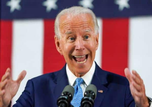 מופע האימים של ביידן נמשך: כינה עיתונאי בשידור חי, "שקרן עם פני כלב"