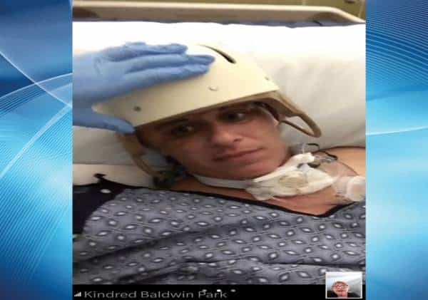 "אני לא יכולה לראות אותה, לגעת בה, היא לבד שם, זה פשוט שובר אותי": משפחת אילוז מלוס אנג'לס מתחננת לפגוש את בתה