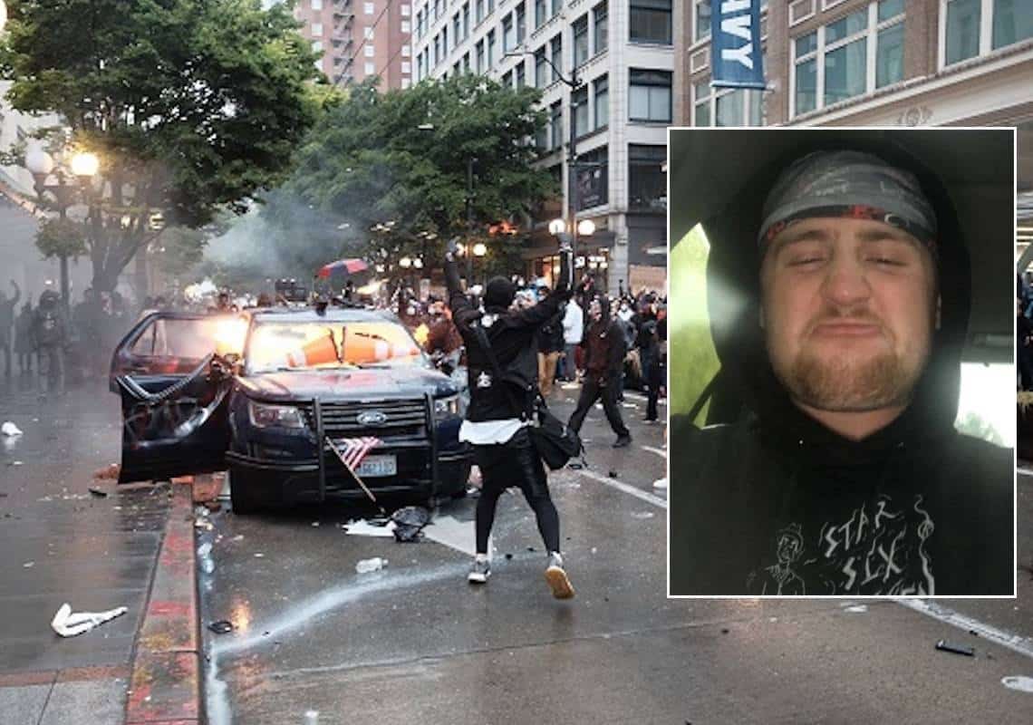 "חומר נפץ זה לא חופש הביטוי": מאסר בפועל לצעיר שזרק בקבוקי תבערה על ניידות המשטרה