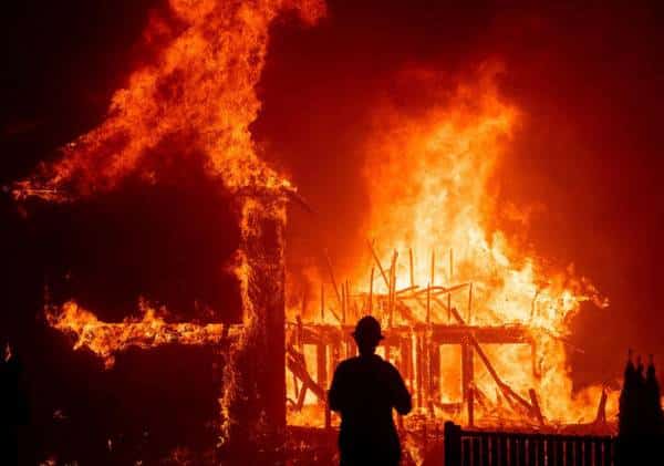 תביעות ביטוח בסך 9 מיליארד דולר הוגשו בעקבות השריפות ההרסניות בקליפורניה