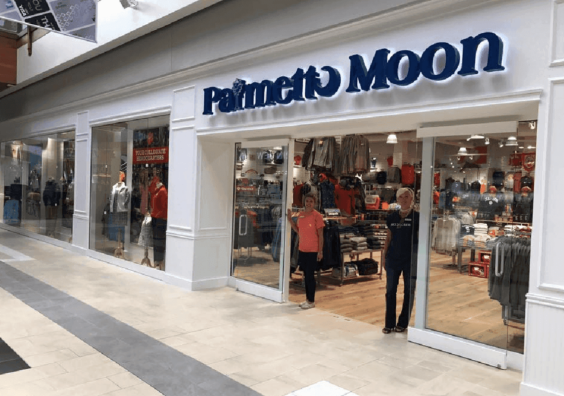 מעורר השראה: בית עסק בדרום קרוליינה מעסיק שני נערים - לאחר שנתפסו גונבים מהחנות