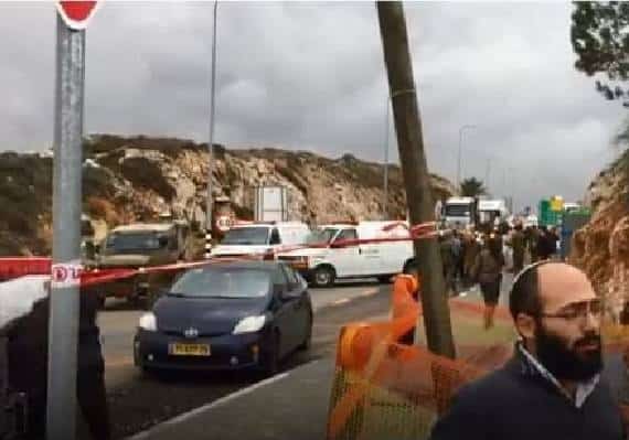 שני חיילים נורו למוות - מכת פיגועי ירי, דקירה ודריסה ברחבי הגדה המערבית