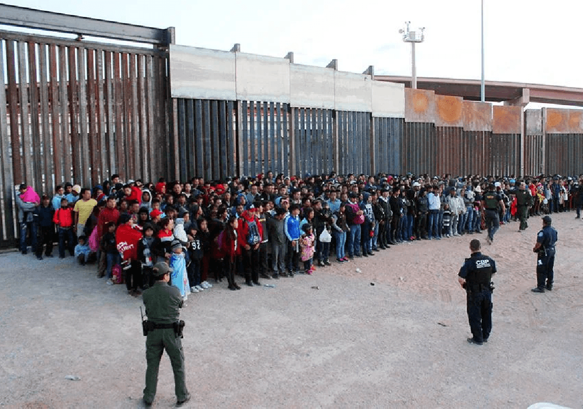 ביהמ"ש דחה את הערעור - ומאלץ את ביידן להמשיך במדיניות הגבולות של טראמפ
