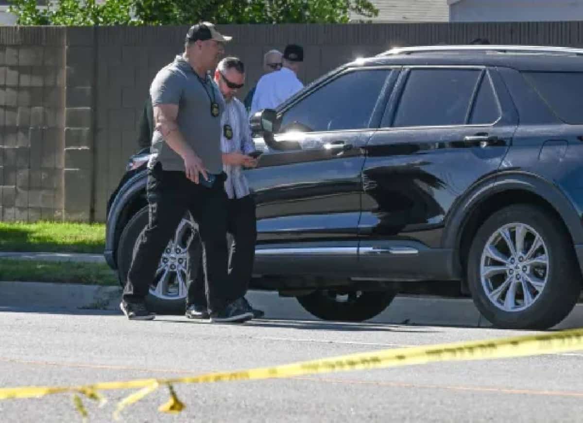 רצח כפול בסן פרננדו וואלי: שני גברים נדקרו למוות בבית מגורים, חשוד בשנות החמישים לחייו נעצר