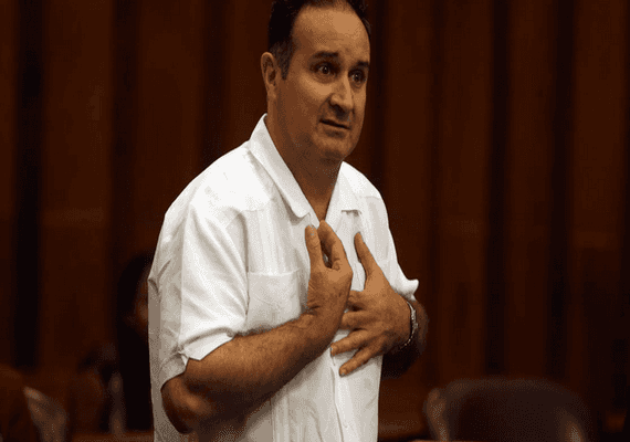 השוטר ממיאמי ששבר שיאים: 40 תלונות, שלושה מעצרים והוא עדיין כאן