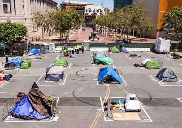 מדינת קליפורניה השקיעה 100 מיליון דולרים בשיכון הומלסים בבתי מלון