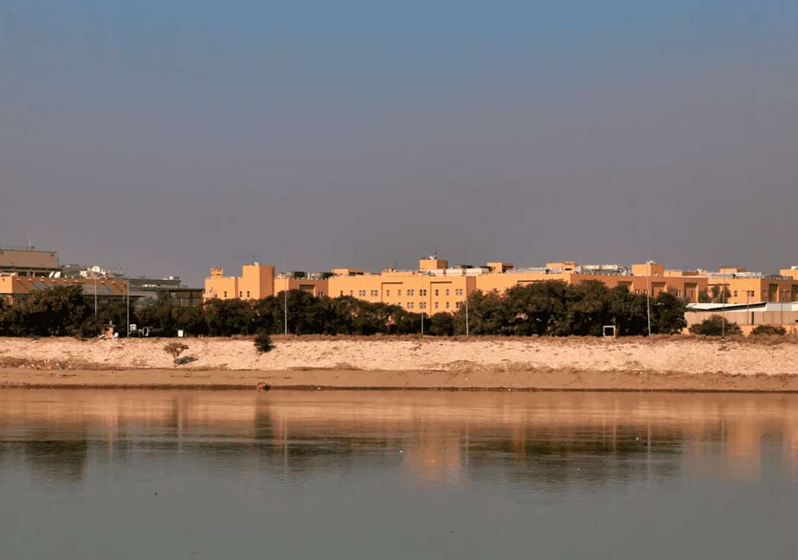 רקטות נורו לעבר שגרירות ארצות הברית בעיראק