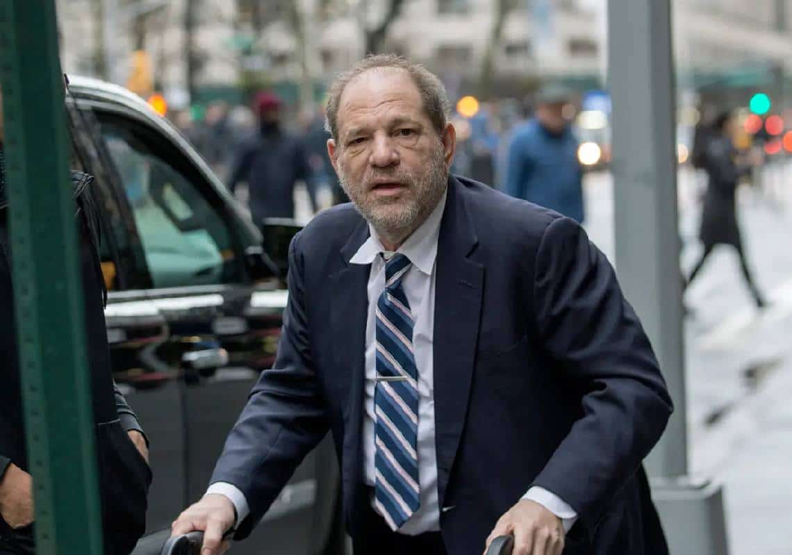 "אין לו אשכים, היה לו ריח של צואה אך הוא חשב שהוא מתנת האל לנשים": פרטים חדשים על וינשטיין נחשפים