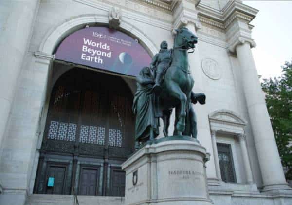 הפסל האחרון: פסלו המונומנטלי של הנשיא טדי רוזוולט יוסר