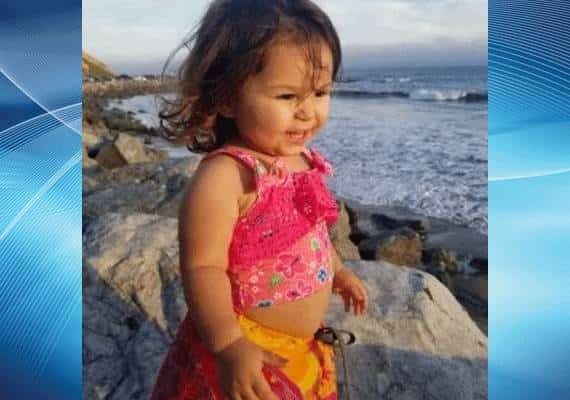 טרגדיה קשה במחוז לוס אנג'לס: פעוטה הופקרה במשך שעות במכונית עם חימום פועל