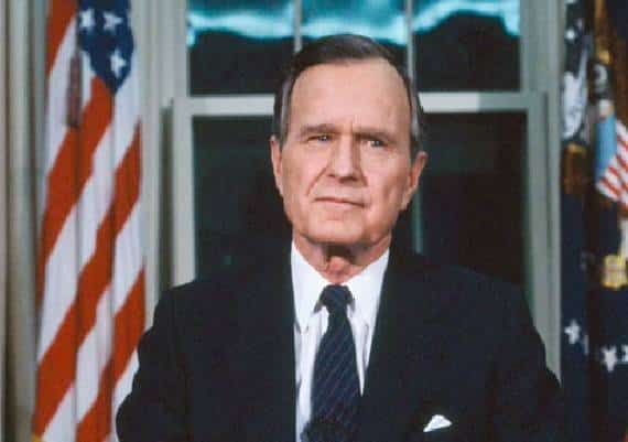 טייס, מיליונר נפט, מחוקק, מרגל, נשיא - ג'ורג' בוש האב, סיפור אמריקאי לטוב ולרע