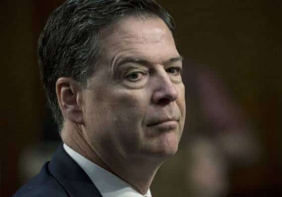 ראש ה-FBI לשעבר קורא לציבור להצביע בסתיו למפלגה הדמוקרטית