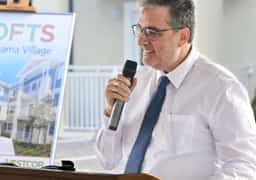 העיר בפלורידה שבחרה לראשונה בתולדותיה ראש עיר יהודי: "לא תראו כאן דגלי פלסטין"