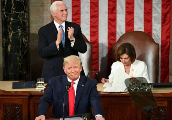 משפט ההדחה הסתיים כצפוי: הנשיא טראמפ זוכה ע"י הסנאט