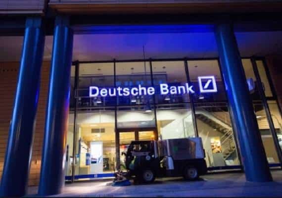 למרות סימני האזהרה: דויטשה בנק הלווה לטראמפ 2 מיליארד דולר