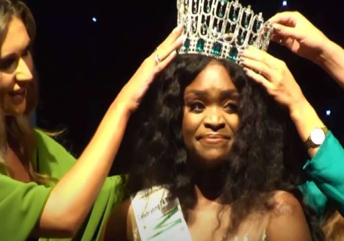 פליטה אפריקאית נבחרה ל'מיס אירלנד' ובחרה להתלונן על "גזענות"