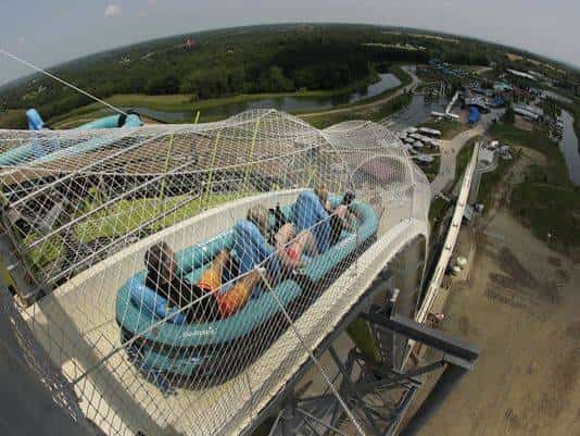 האסון בפארק המים בקנזס סיטי: כתב האישום בעקבות מותו של ילד בן 10 לפני כשנתיים, חושף שורה של מחדלים 