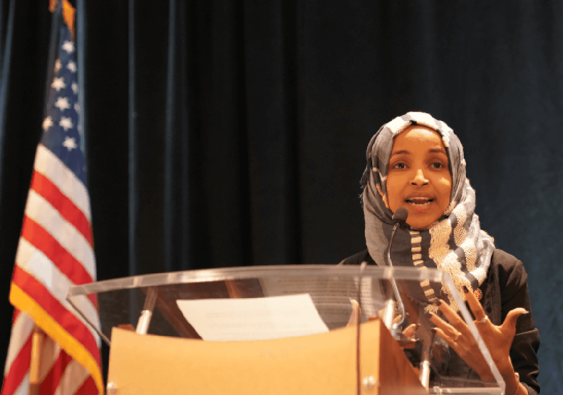 "נערוף לו את הראש": בן 73 מפלורידה הורשע באיום על שלושה חברי קונגרס