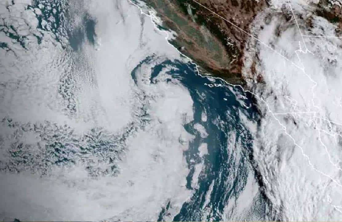 קליפורניה על הכוונת של הילרי: "שיטפונות קטסטרופליים ומסכני חיים"