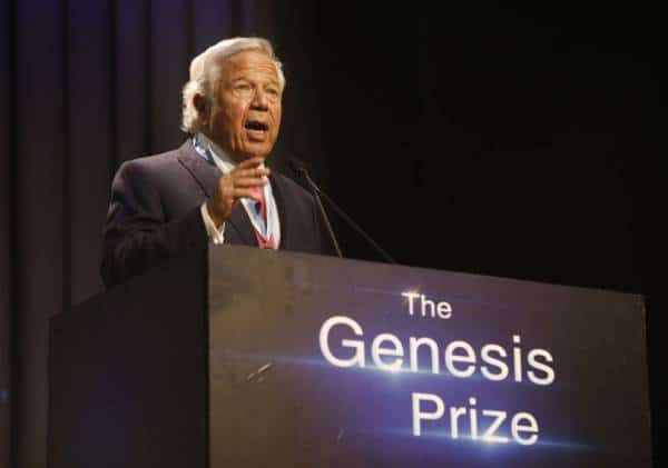 בעלי קבוצת הפוטבול יקים קרן למאבק באנטישמיות