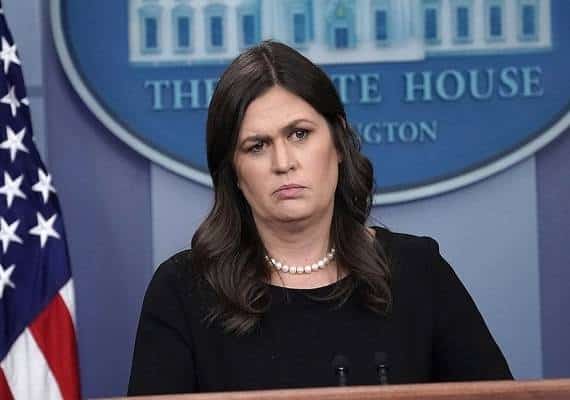 צוותו של רוברט מולר תשאל את שרה סנדרס