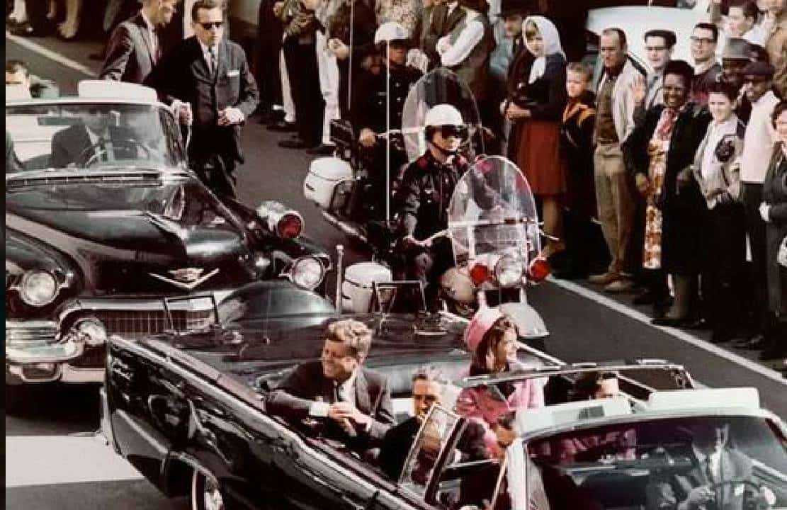 "מה קרה שם!?" ‏שומר הראש של הנשיא קנדי שובר שתיקה של 60 שנה - מפריך את טענת המפתח‏ של וועדת וורן