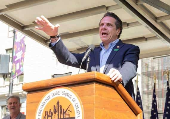 מושל ניו יורק יבקר בישראל: "ימים של משבר לעם היהודי"