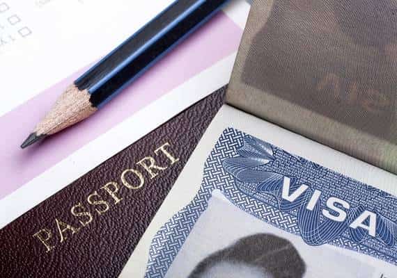 נשארתם בארה"ב למרות שהוויזה שלכם הסתיימה? טראמפ יוצא למאבק נגדכם