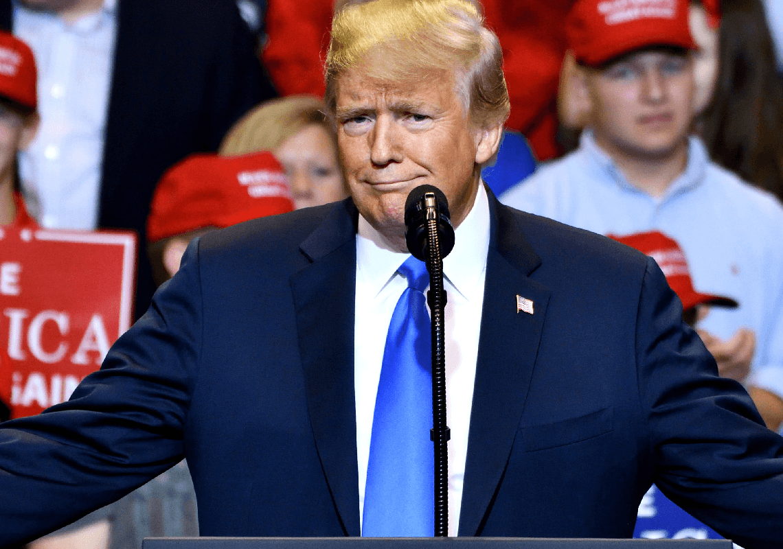 מושל רפובליקני משתלח בטראמפ: "הוא פאק&נג משוגע!"