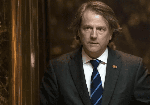 דיווח: יועמ"ש הבית הלבן משתף פעולה בהרחבה עם החוקר המיוחד מולר