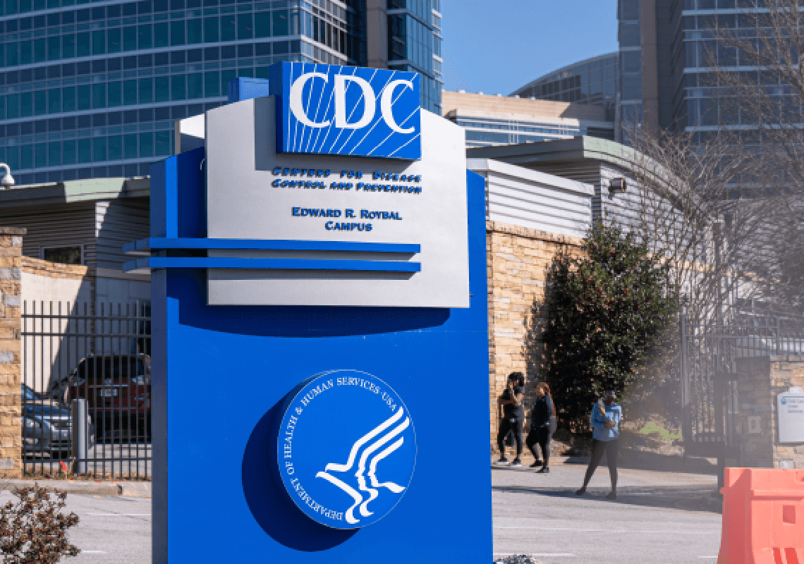 פרופ' מאוניברסיטת הופקינס מאשים: "ה-CDC מתעלם מחסינות טבעית"