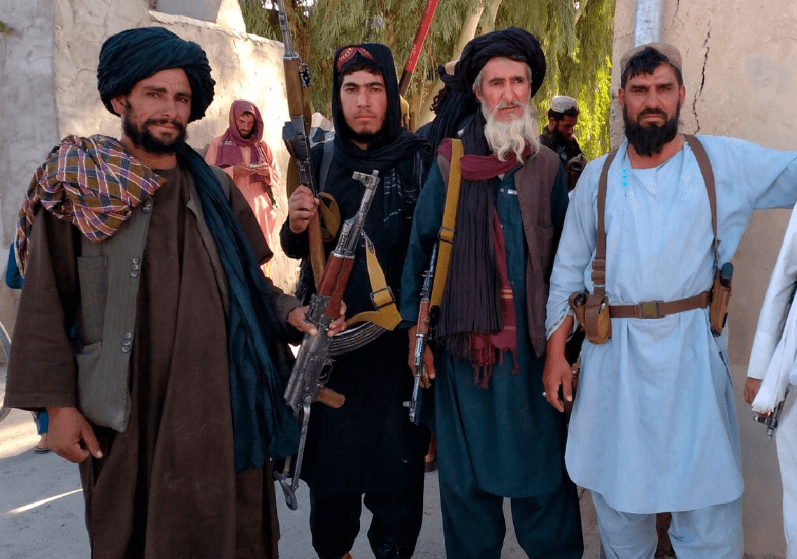 זהו שלטון הטליבאן: זמר אפגני הוצא להורג אחרי שהארגון הוציא את המוזיקה מחוץ לחוק