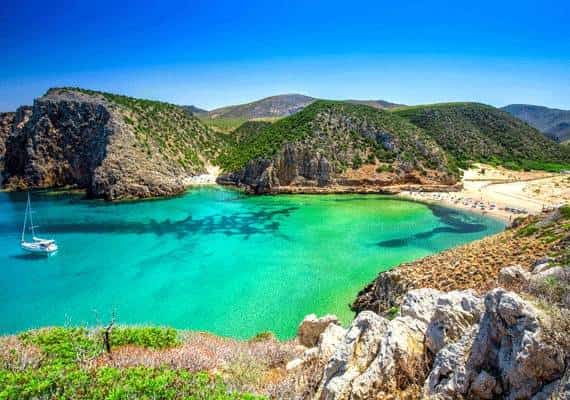 תיירים שלקחו חול מחוף הים עשויים להשלח ל-6 שנות מאסר