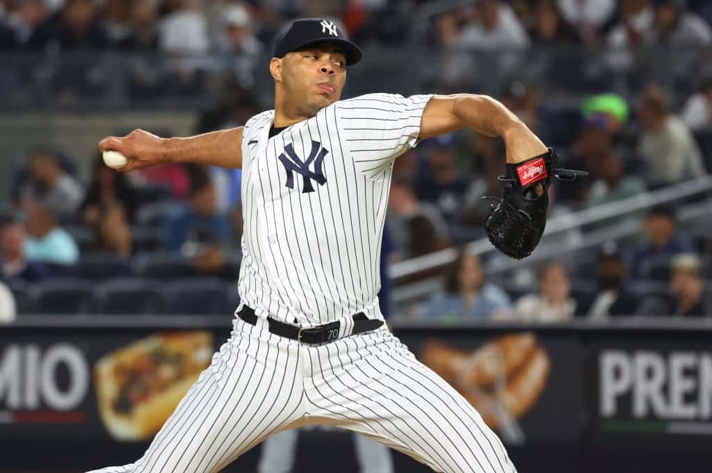 אתה בחוץ! כוכב היאנקיס הושעה בשל אלימות במשפחה