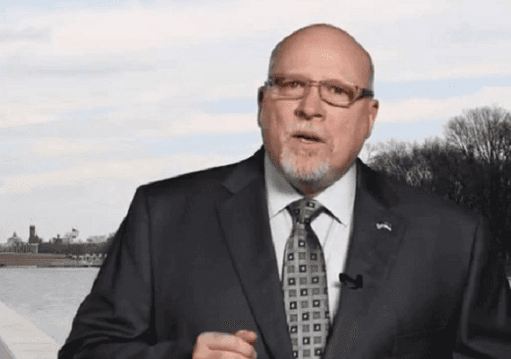 שגריר ארה"ב באסטוניה פורש במחאה על יחס טראמפ לנאט"ו ולאירופה