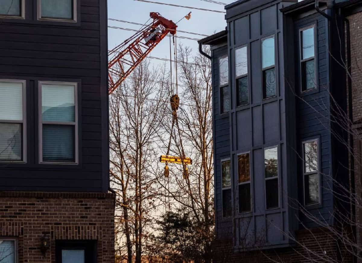 ענקיות הטכנולוגיה בולעות קרקע: הדיור נדחק הצדה