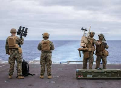 המארינס בדרך למזרח התיכון: 2,200 לוחמים אמריקנים משנים את מאזן האפשרויות במלחמה עם איראן