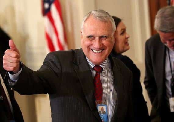 הנשיא טראמפ מתקשה למצוא מחליף לשר ההגנה 