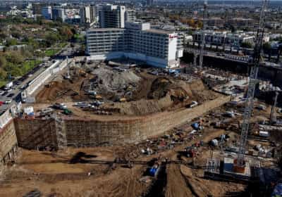 מיליארדי דולרים נשפכים בבוורלי הילס: המתחם שעתיד למשוך את עשירי העולם יוצא לדרך