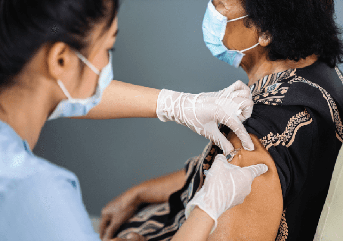 בקרוב: ההגדרה ל'מחוסן באופן מלא' תשתנה