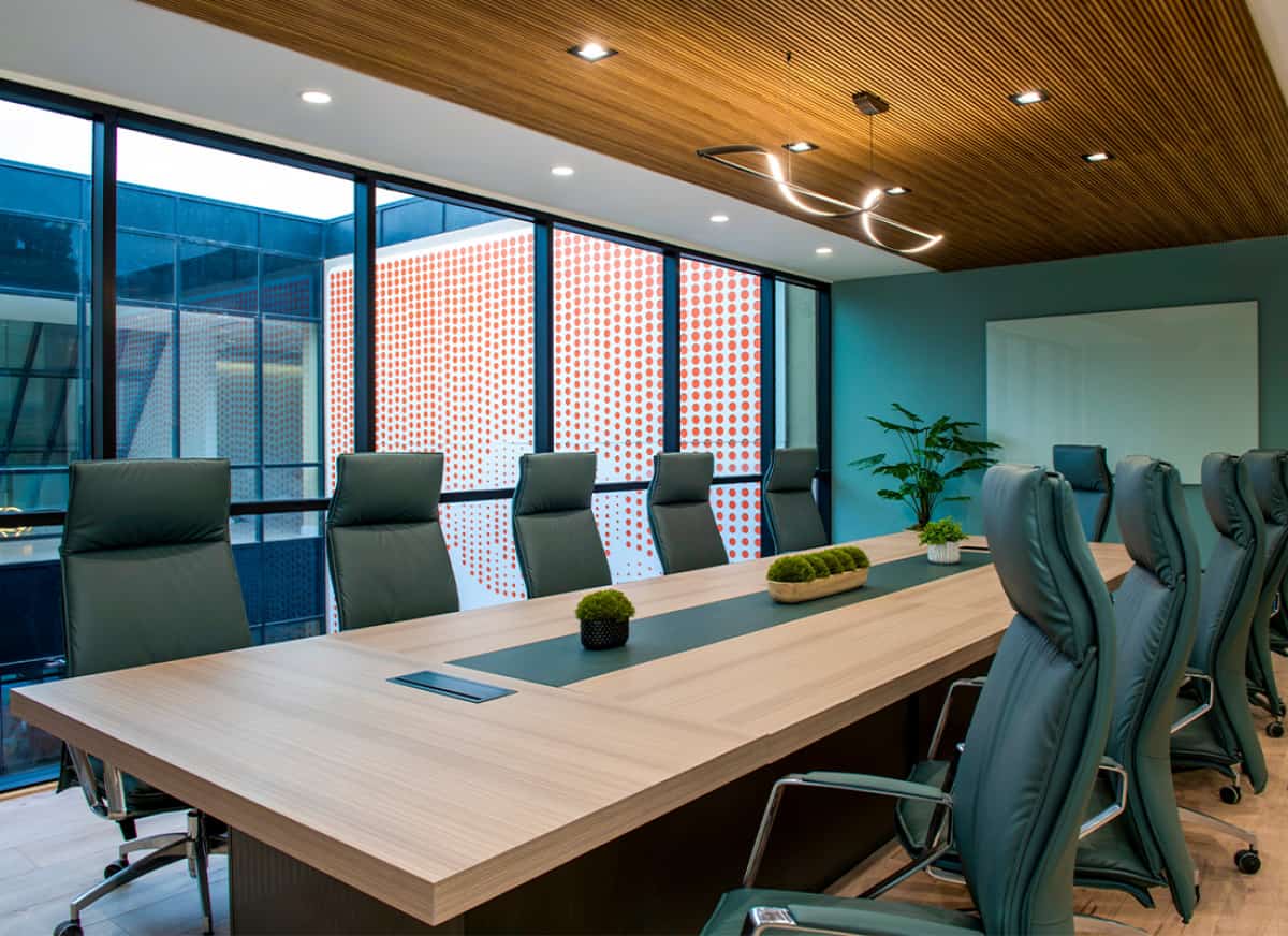 משרדים שמשנים את כללי המשחק:המתחם חדשני ויוקרתי שמגדיר מחדש את חוויית העבודה המודרנית