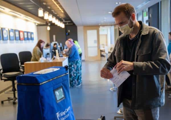 מחלוקת בין מושלי ארה"ב בנוגע לדחייה אפשרית של הפריימריז