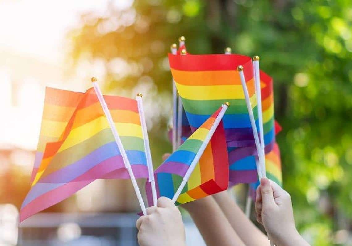 בשיא מגיפת אבעבועות הקופים סן פרנסיסקו החליטה לערוך פסטיבל "פטיש וקינק"