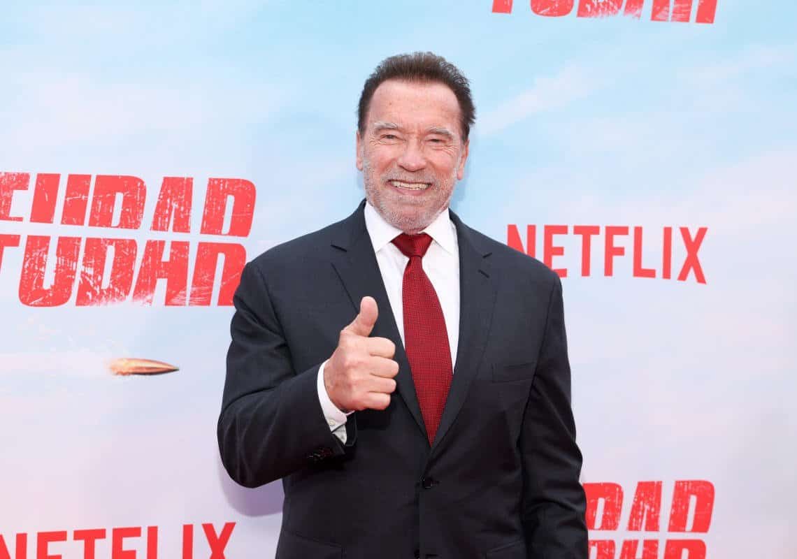 שוורצנגר: טראמפ יתקשה להשיג את הקולות הצפים, אי אפשר להיבחר בלעדיהם